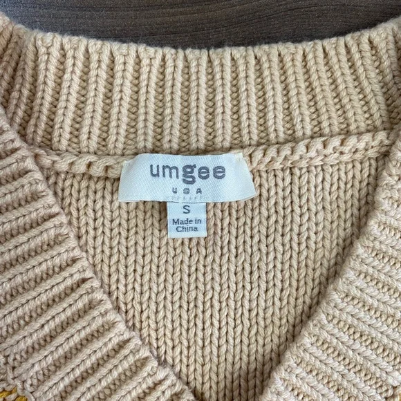 Umgee Multicolor V-Neck Sleeveless Sweater Size S - Picture 2 of 4